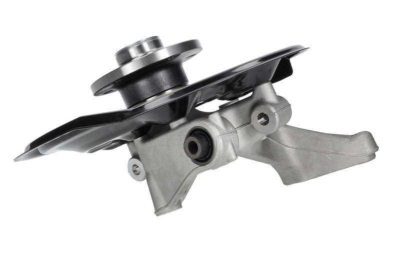 Steering knuckle set, suspension
