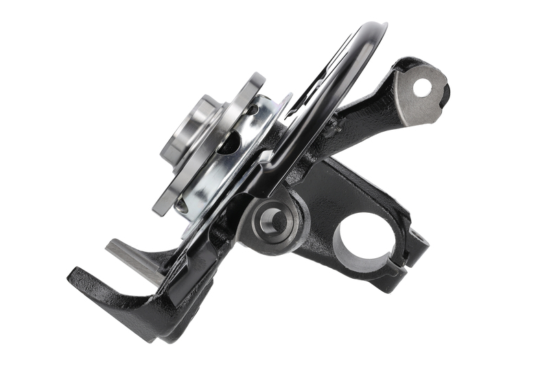 Steering knuckle set, suspension