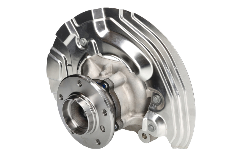 Steering knuckle set, suspension