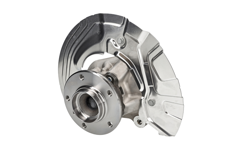Steering knuckle set, suspension