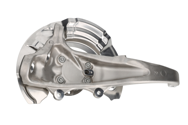 Steering knuckle set, suspension